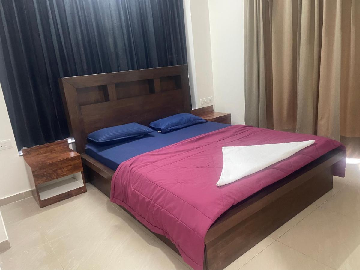 Royal Nest Premium Ξενοδοχείο Πούνε Εξωτερικό φωτογραφία