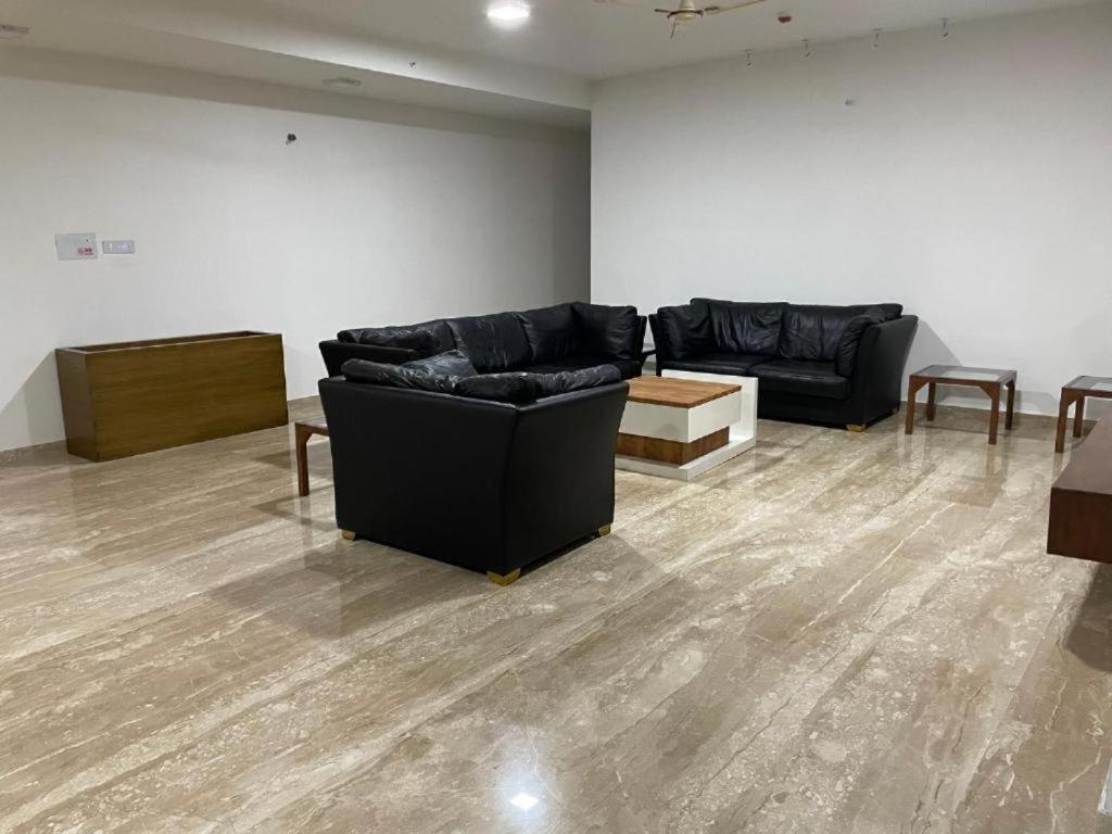Royal Nest Premium Ξενοδοχείο Πούνε Εξωτερικό φωτογραφία